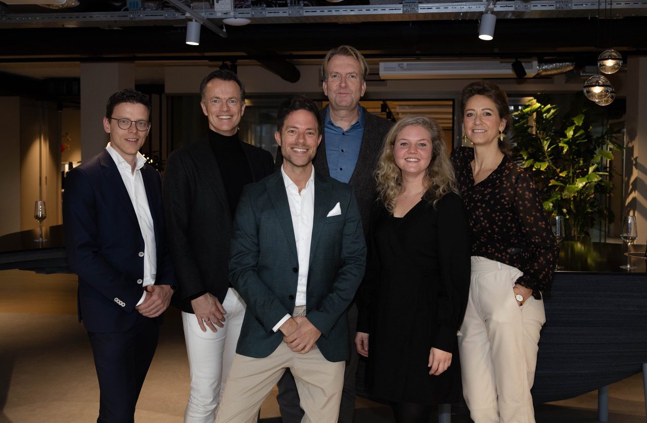 vlnr-Arjen-Paul-Maarten-van-Montfoort-Martijn-van-Deursen-Niels-Batstra-Marloes-Lameijer-en-Linda-de-Ridder-v2-aspect-ratio-1024-670 vlnr-Arjen-Paul-Maarten-van-Montfoort-Martijn-van-Deursen-Niels-Batstra-Marloes-Lameijer-en-Linda-de-Ridder-v2-aspect-ratio-1024-670